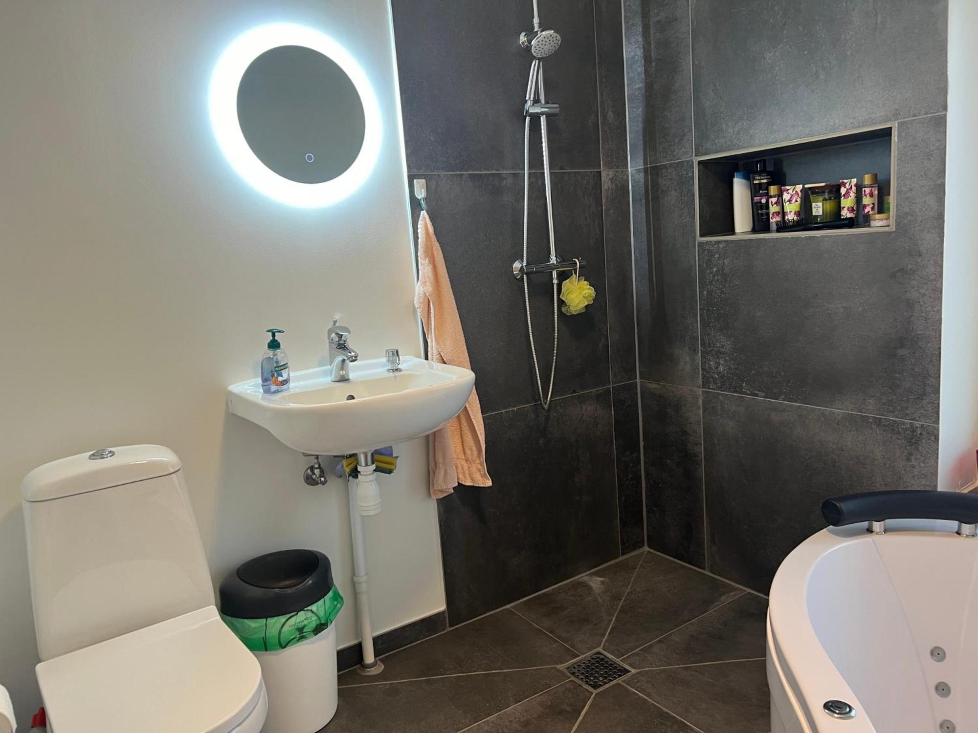 Nice Small House 5 Minutes To The Sea Ranum Ngoại thất bức ảnh